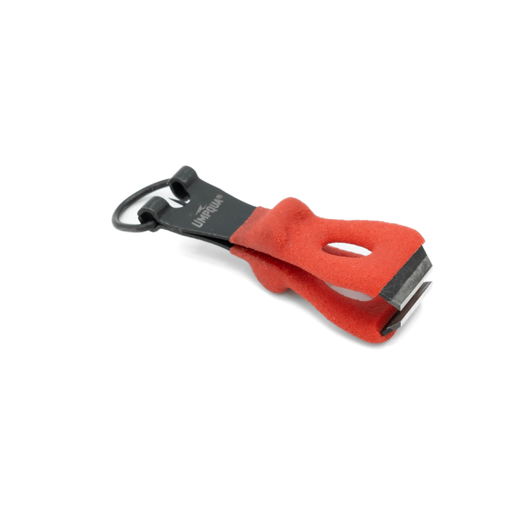 Red Umpqua PS Rivergrip Nipper featuring thumb bump and precision blades
