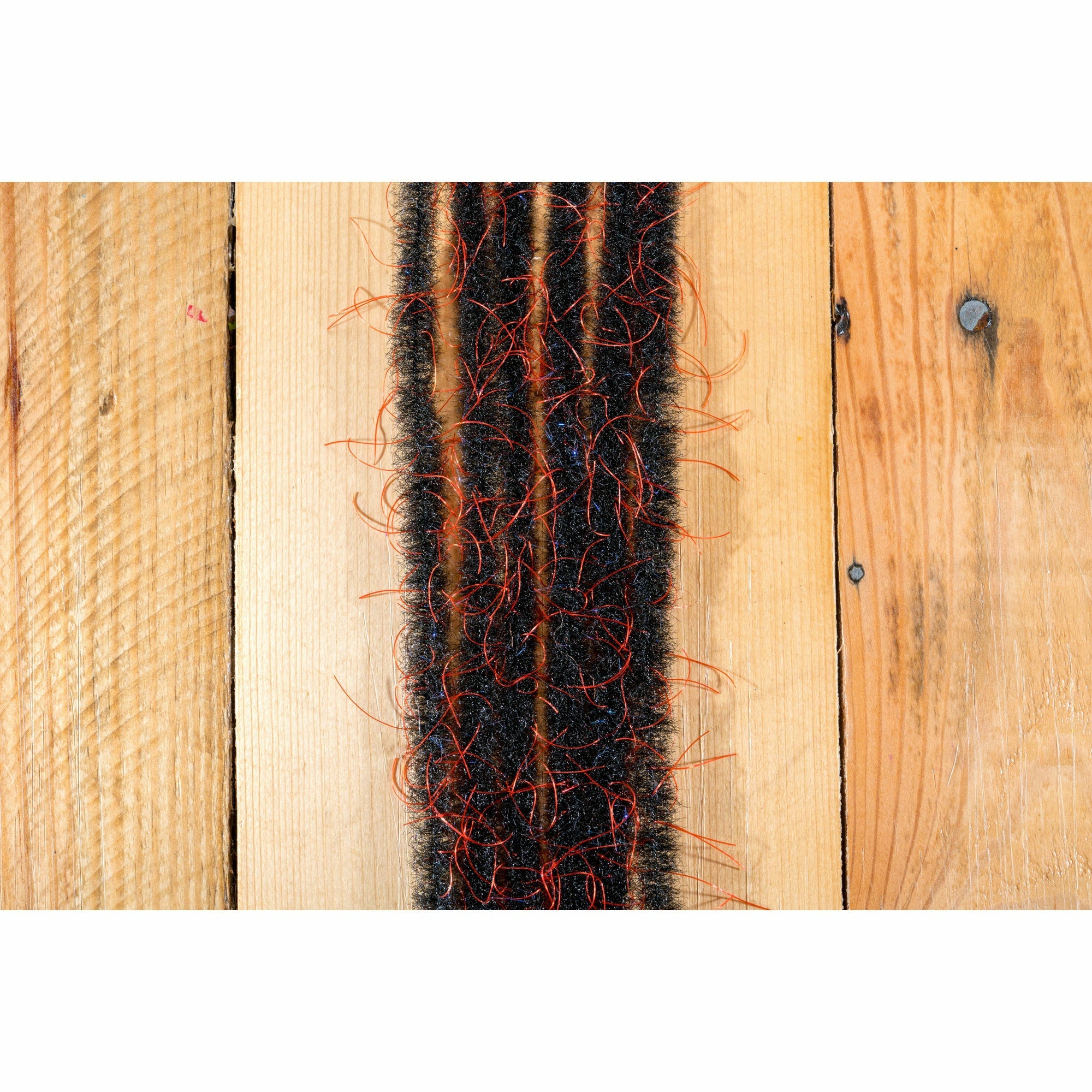 EP Wooly Critter Brush .5" - Black & Red