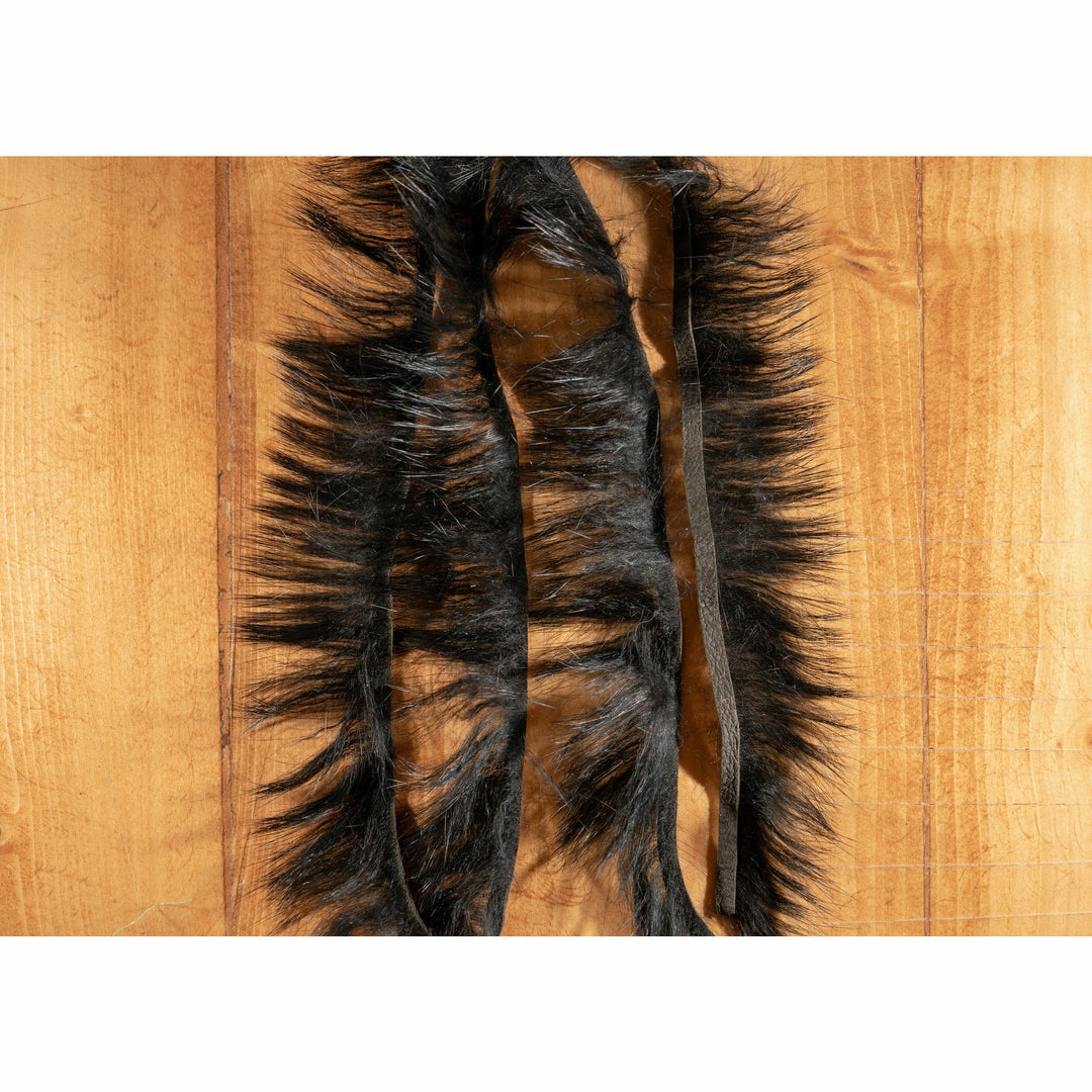 Black crosscut rabbit fur with grey tips for fly tying