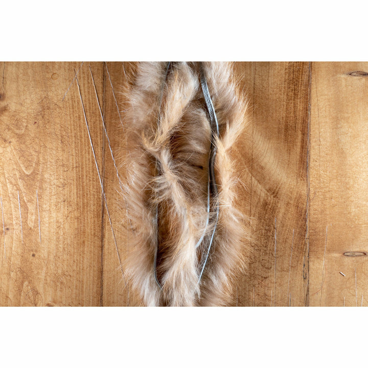 Natural tan crosscut rabbit fur with white-tipped hairs