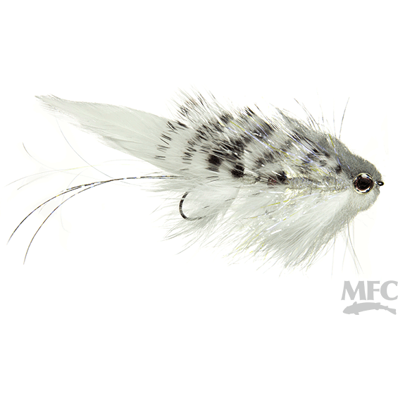 Grey speckled streamer fly with white underbelly and translucent tail fibers